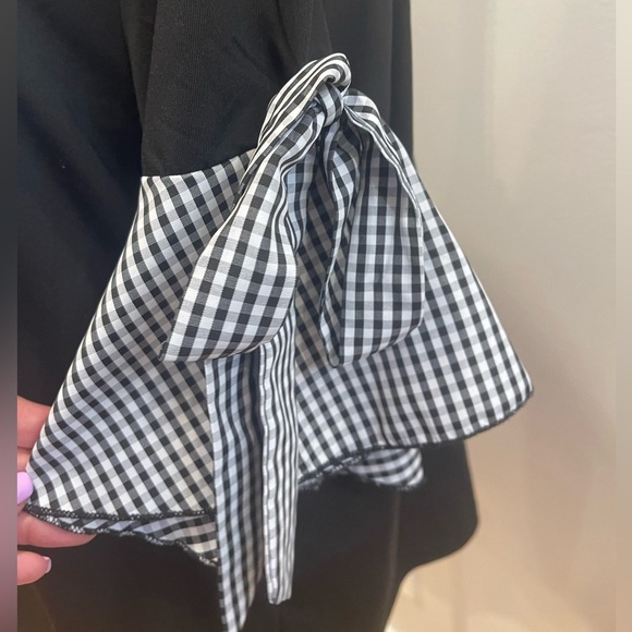 SHEIN Black and White Blouse with‎ Boxy Tie Front Style - Picture 2 of 6